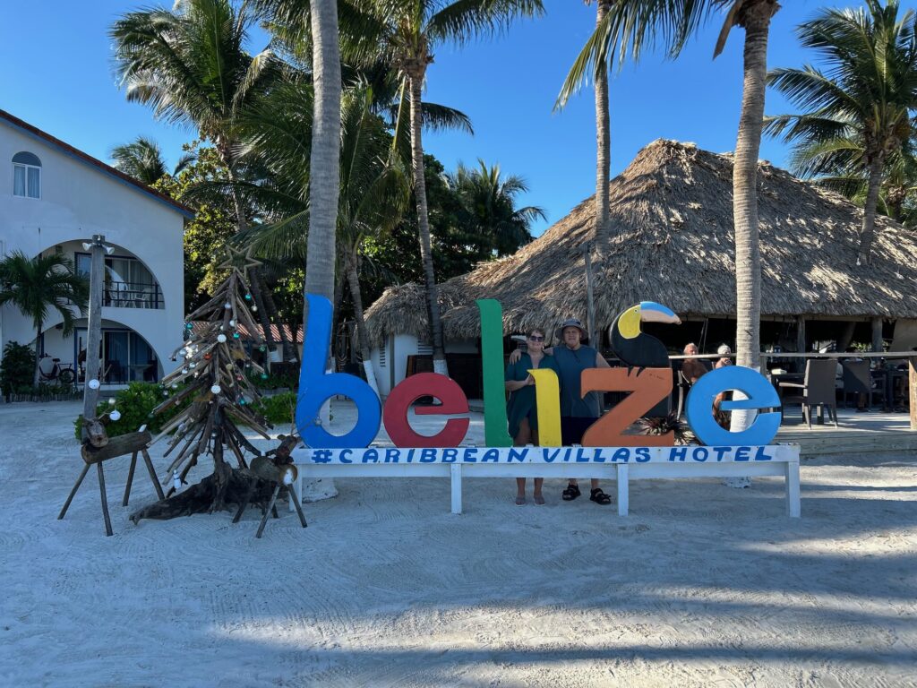 Belize travel guide – Caribbean beach on Ambergris Caye